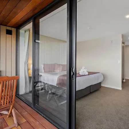 Falcon'S View Queenstown Exterior photo